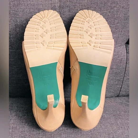 Donald J Pliner Lisa Tan Leather
Ankle Heel Stiletto Bootie & Open Toe - Picture 8 of 15